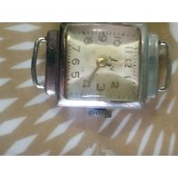 Часы наручные  ЛУЧ  . В ремонт,коллекцию,на запчасти. Состояние на скане.