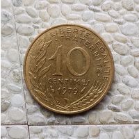 10 сантимов 1979 года Франция. Пятая Республика. Красивая родная жёлто-золотистая патина!