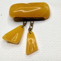 Брошь из СССР