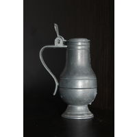 Оловянный, декоративный, миниатюрный кувшин.