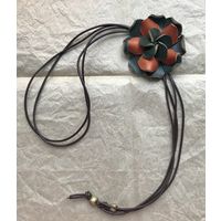 Колье. Галстук боло