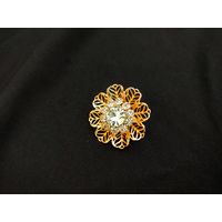 Брошь цветок