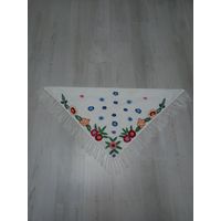 Головной платок с вышивкой, старинный