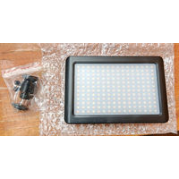 Светодиодный накамерный осветитель PAD LED 192