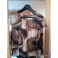 Костюм женский тройка  56размер