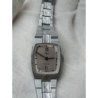 НАРУЧНЫЕ МЕХАНИЧЕСКИЕ ЧАСЫ ЛУЧ