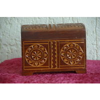 Шкатулка - сундучок   ( 11 х 16, высота 12 см )
