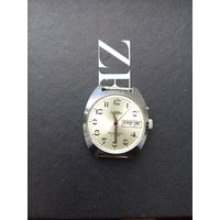 Часы Слава СССР 27 камней, двойной календарь, автоподзавод