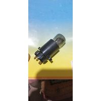 Патрон с лампочкой