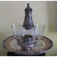 Блюдo и графин для наливки сахарница(икорница).именники Фаберже.Немецкий дворянский герб Штаден.84 и 88я проба.
