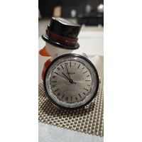 Часы Ракета