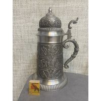 Очень большая, красивая оловянная кружка SKS Германия. Высота 32 см. Ширина 24 см Вес 2 кг. Обьем 2 литра