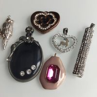 Подвески винтажные. 6 шт. Фианиты,камень,эмаль и др.Из Германии....