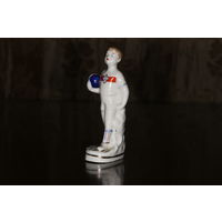 Фарфоровая статуэтка "Юный динамовец " Барановка