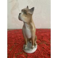 Фарфоровая статуэтка боксера Zsolnay Pecs, расписанная вручную