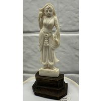 Фигурка из БИВНЯ МАМОНТА. 3  Распродажа коллекции!!!