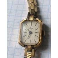 Часы Луч Au1