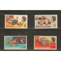 Сейшеллы-1967(Мих.239-242) , **   ,  Морская фауна, Раковины(полная серия)