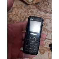 Мобильный телефон Samsung
