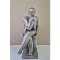 Статуэтка Ленин