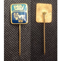 Корова. Сыроварня в г. Градец-Кралове. Чехия