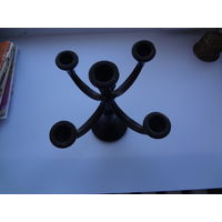 Подсвечник.