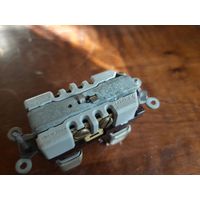 Розетка с двумя вилками, США