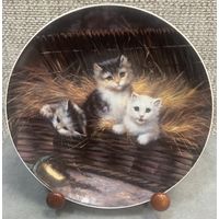 Декоративная настенная тарелка Wunsiedel Bavaria. Германия. Котята на сене. 19 см