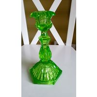 Подсвечник антикварный, урановое стекло