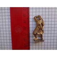 Солдатик с саблей.