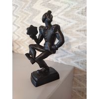 Коллекция Касли-Куса. Скоморох с бубном Касли 1978.