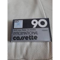 Кассета INTERNATIONAL.  Paul McCartney. The Beatles.