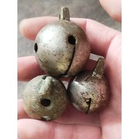 3 бубенца,звенят