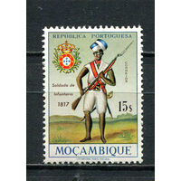 Португальские колонии - Мозамбик - 1966 - Военная форма 15Е - [Mi.536] - 1 марка. MNH.  (Лот 55HR)-TG3P4