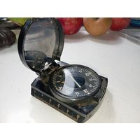 Военный компас Адрианова .