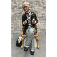 Фарфоровая статуэтка Royal Doulton Доктор Англия. 1978 год. 19 см.