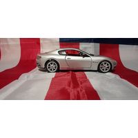 Maserati GranTurismo | Bburago 1:24
