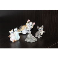Декоративные статуэтки "Котики", 4 шт, у одного котика клеймо, Китай.