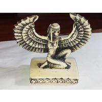 Статуэтка  Богиня Исиду . С рубля !