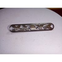 С рубля без мц. брошь узорная HP 835пр. 5.4х2см.