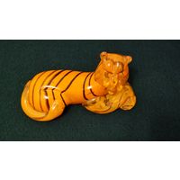 Статуэтка Тигр.Цветное стекло.Завод Неман.