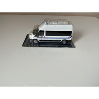 Полицейские машины мира Ford.