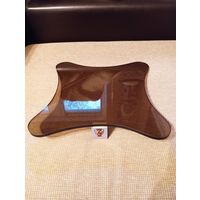 - Стекло ФИГУРНОЕ 4 шт Тонированное Толщина 8 мм , 44.5х44.5 см внешний размер Можно в розницу