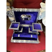 Шкатулка для украшений