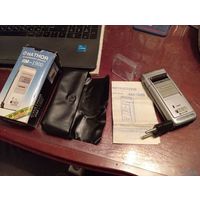 - Электро-бритва Комплект