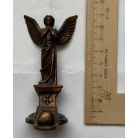 Подсвечник