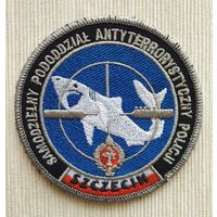 Шеврон 103-4, Польша