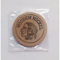 США. Жетон Wooden Nickel (Деревянный пятицентовик). В запайке. Диаметр 3,8 см.