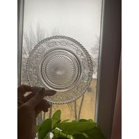 Винтажные чудесные стеклянные блюдца в идеальном состоянии