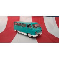 Машинка (модель) deagostini 1:43 РАФ-977ДМ Латвия